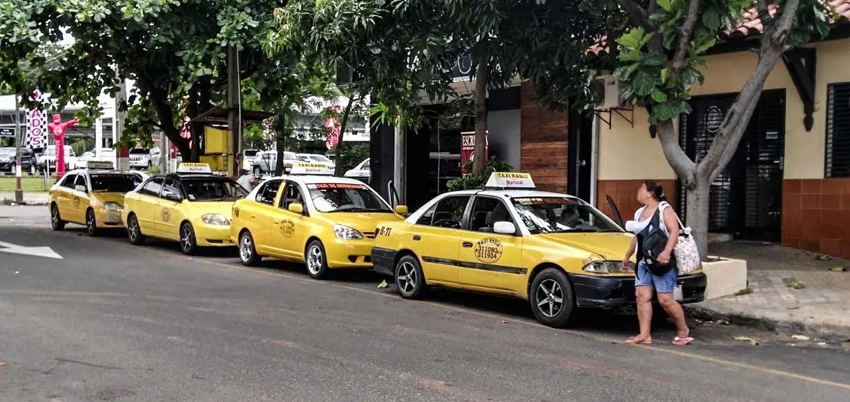 La parada de taxi más cercana: una solución rápida y eficiente para tus necesidades de transporte - Cómo llamar un taxi en Santander parada de taxi más cercana - Cómo llamar un taxi en Santander