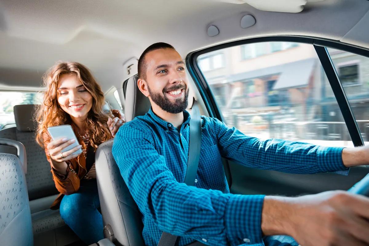 aplicaciones taxi sin impuesto - Cuál es la comisión de InDriver