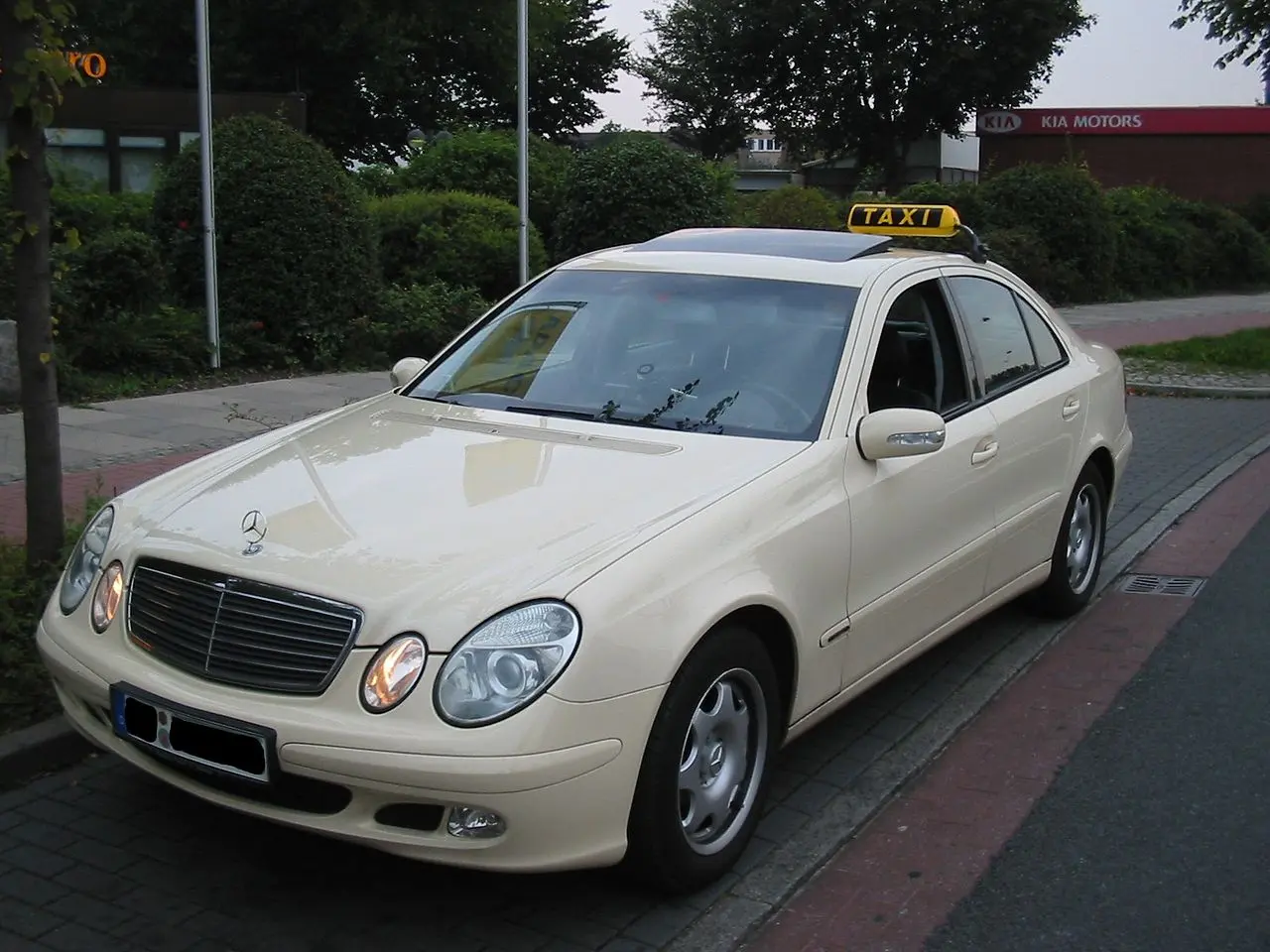 Mercedes Clase E Taxi: Un vehículo de lujo y confort para el transporte de pasajeros - Cuántos CV tiene Mercedes Clase A mercedes clase e taxi - Cuántos CV tiene Mercedes Clase A