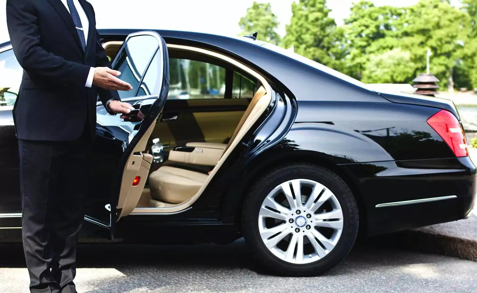 London Private Hire Taxi: Earnings and Differences - How do I contact Transport for London taxi and private hire london private hire taxi - How do I contact Transport for London taxi and private hire