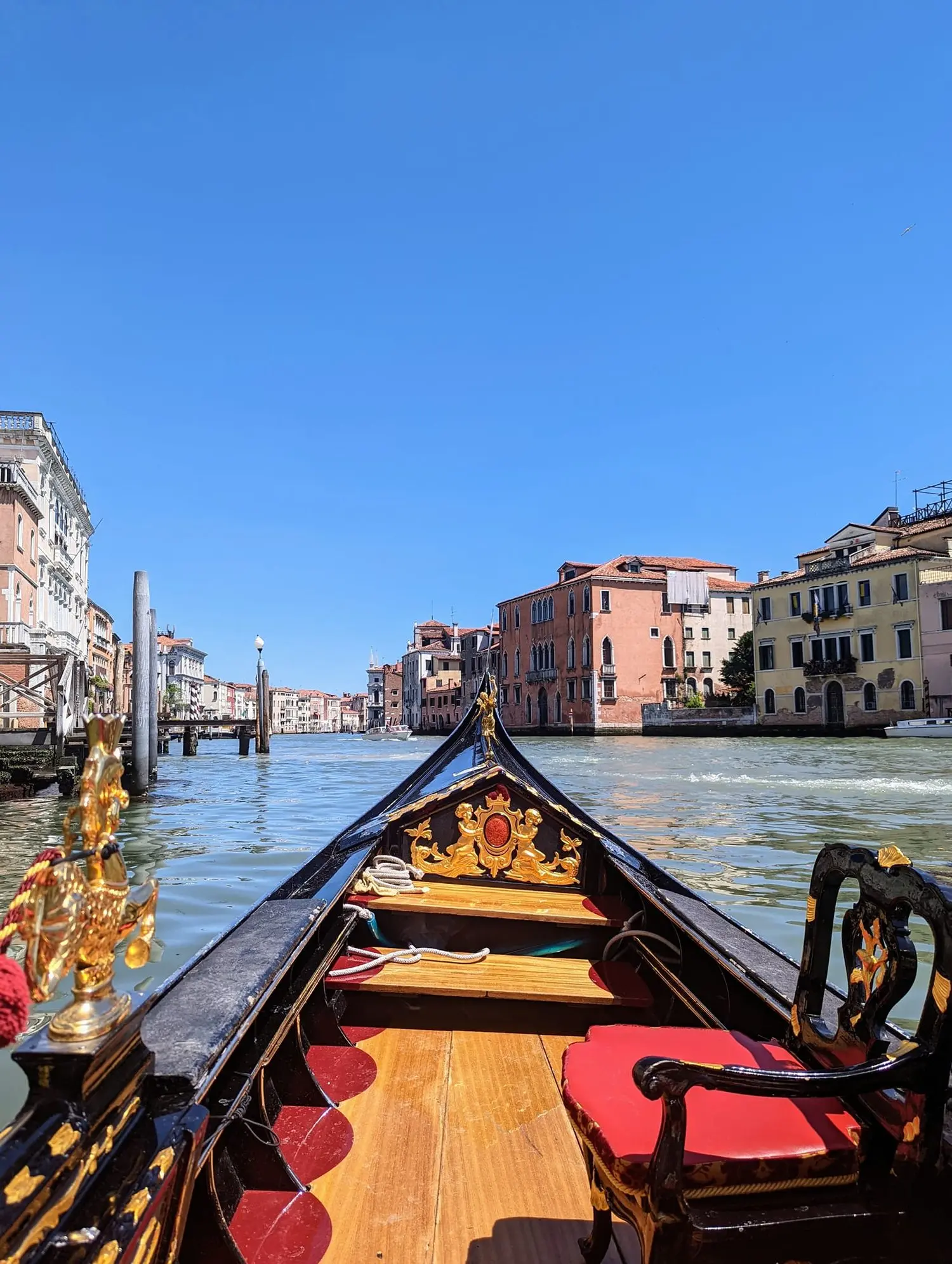 ¿Cuánto cuesta un taxi desde el aeropuerto de Venecia hasta el centro de la ciudad? - How much does it cost to get to Venice from airport how much is a taxi from venice airport to venice - How much does it cost to get to Venice from airport