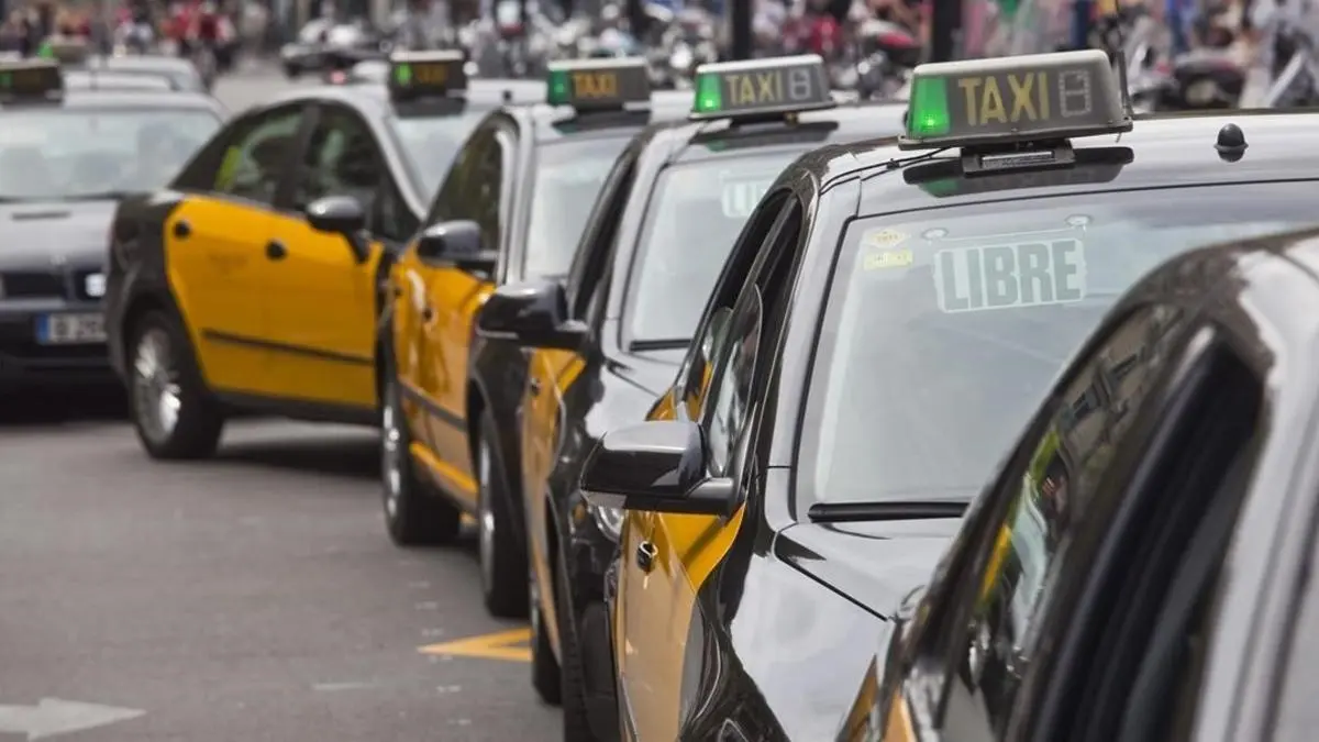 Fomento del taxi: impulsando un servicio de transporte eficiente - Qué es una prestacion discrecional fomento taxi - Qué es una prestacion discrecional