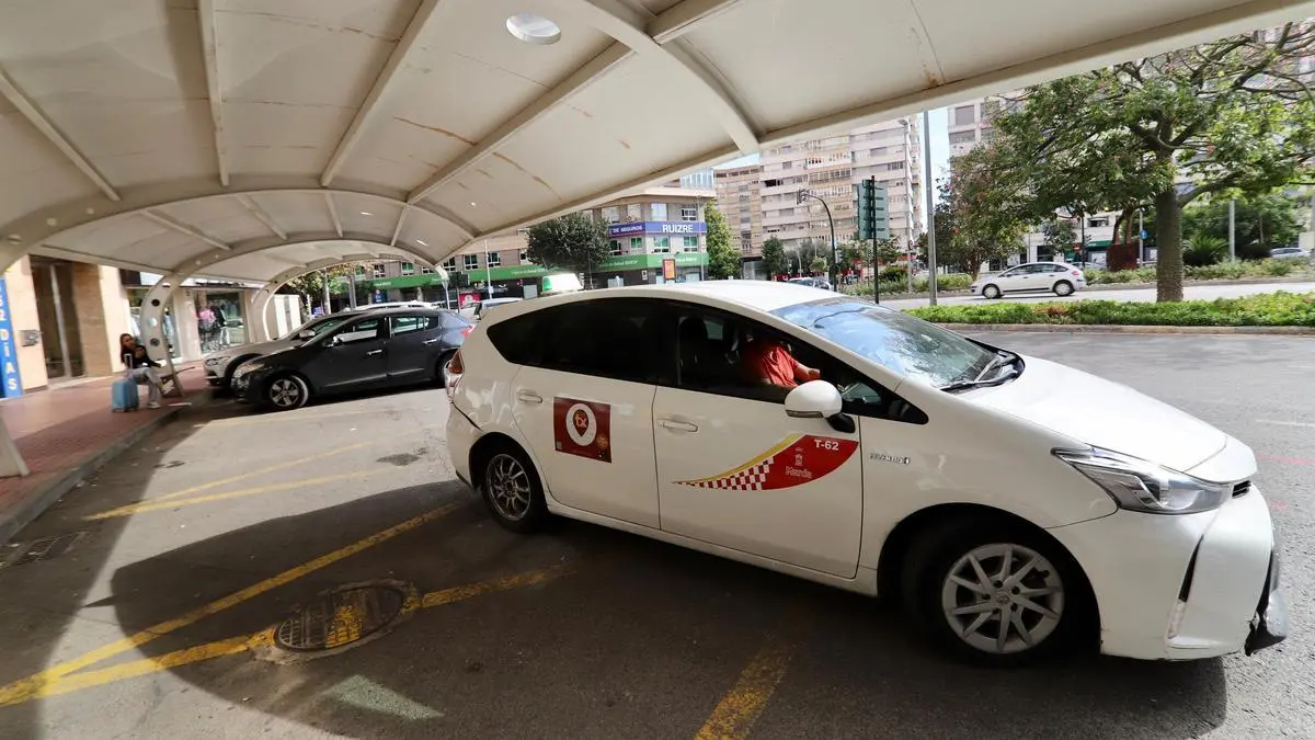 Autorización interurbana para taxis en Murcia - Qué tipo de autorización de transporte tarjeta de transporte necesita un autobús dedicado al transporte público discrecional de viajeros autorizacion interurbana taxi murcia - Qué tipo de autorización de transporte tarjeta de transporte necesita un autobús dedicado al transporte público discrecional de viajeros