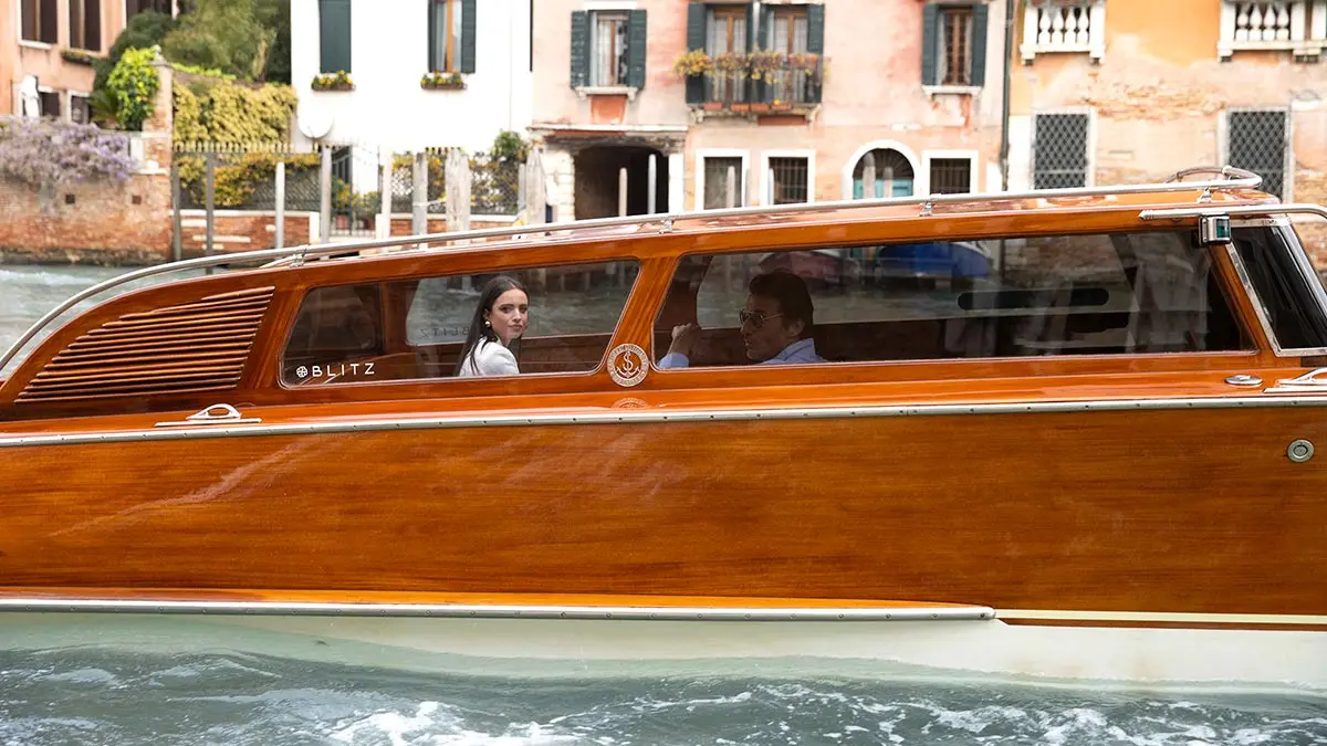 private water taxi venice - What are private water taxis called in Venice